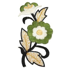 Blossom Flower Bouquet Patch Garden Plant White Embroidered Iron On Applique